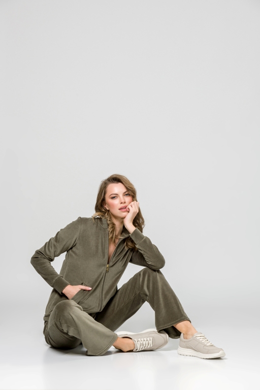 Harmony Women's Suit SET Velvet